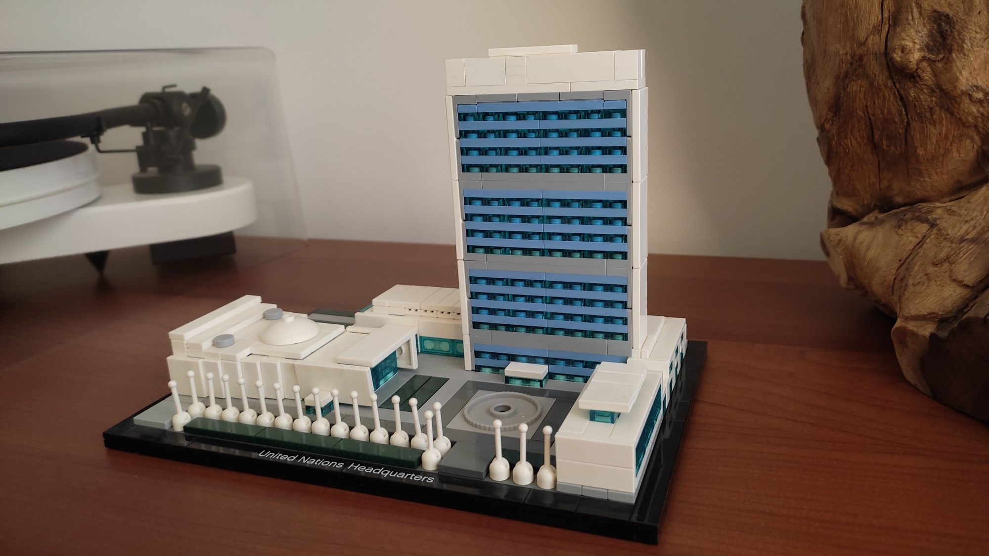 Lego Architecture United Nations