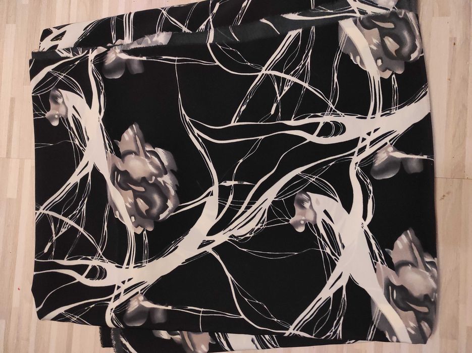 Отрез ткани на платье