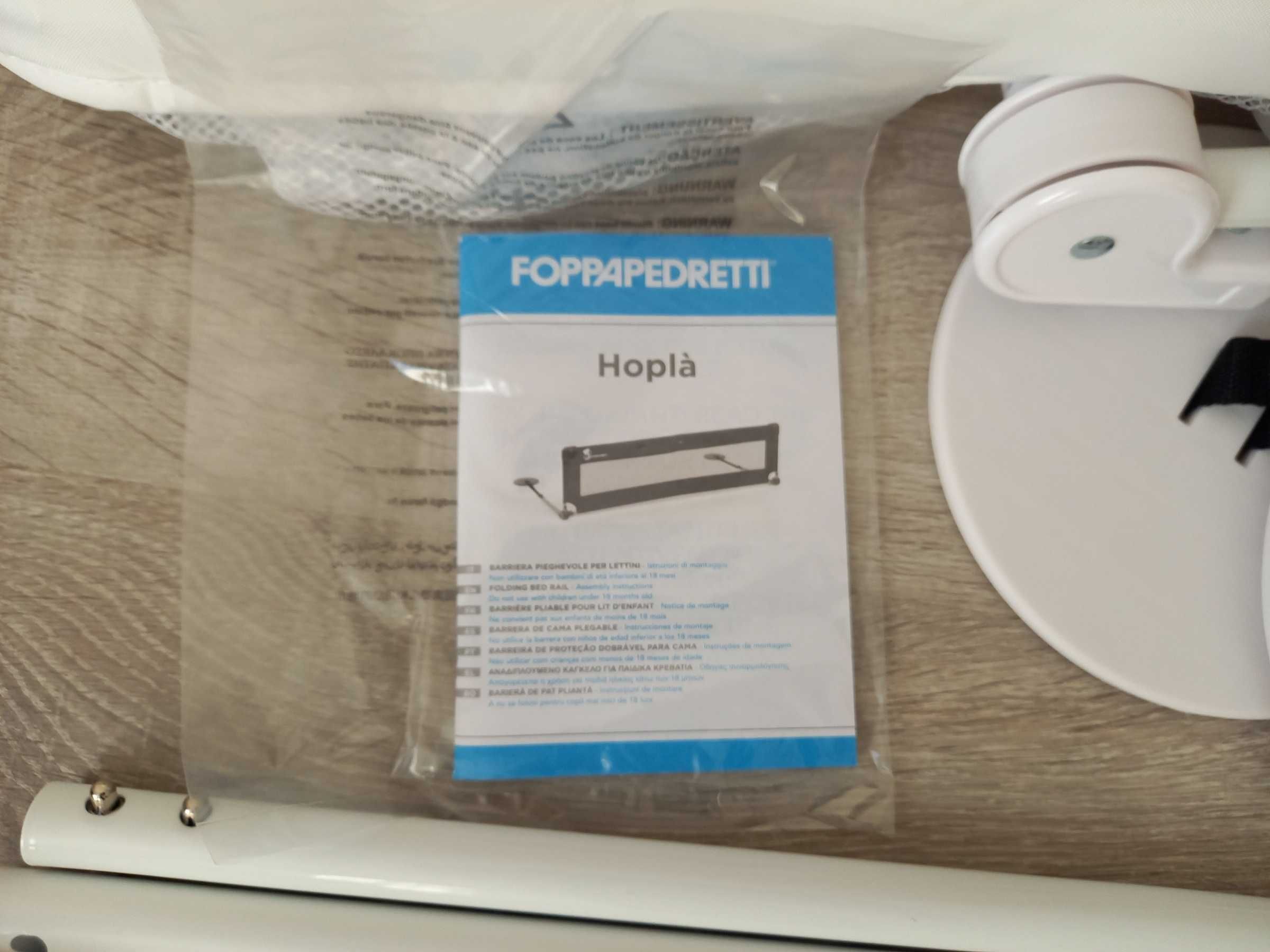 Barierka ochronna do łóżka Foppapedretti Hopla 150 cm biała składana
