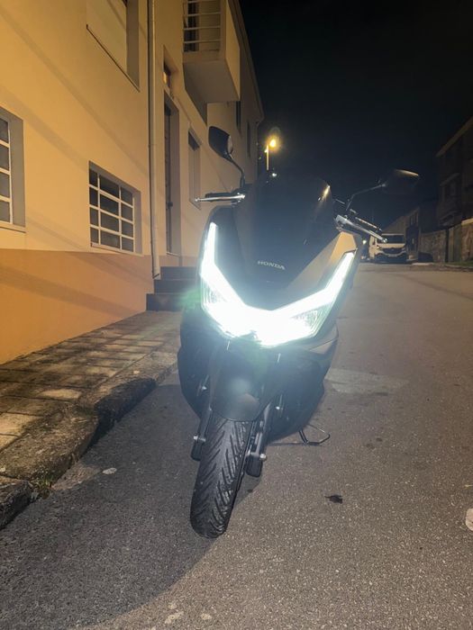 Alugo pcx para trabalho