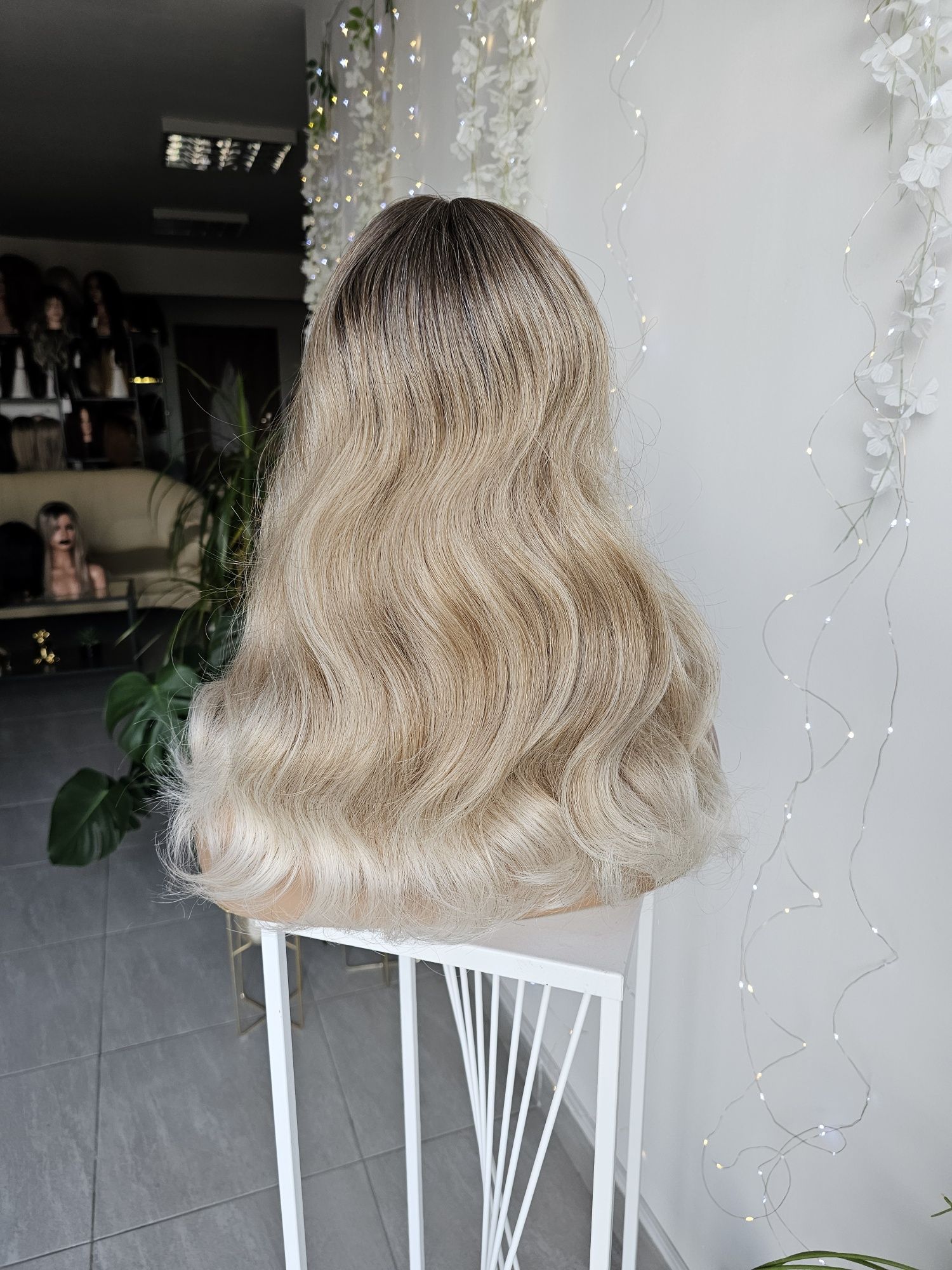 Tupet topper Wiola fale beżowy blond z odrostem naturalny efekt