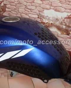 Захисні наклейки  -соти на бак мотоцикла під коліна (чорні та прозорі)