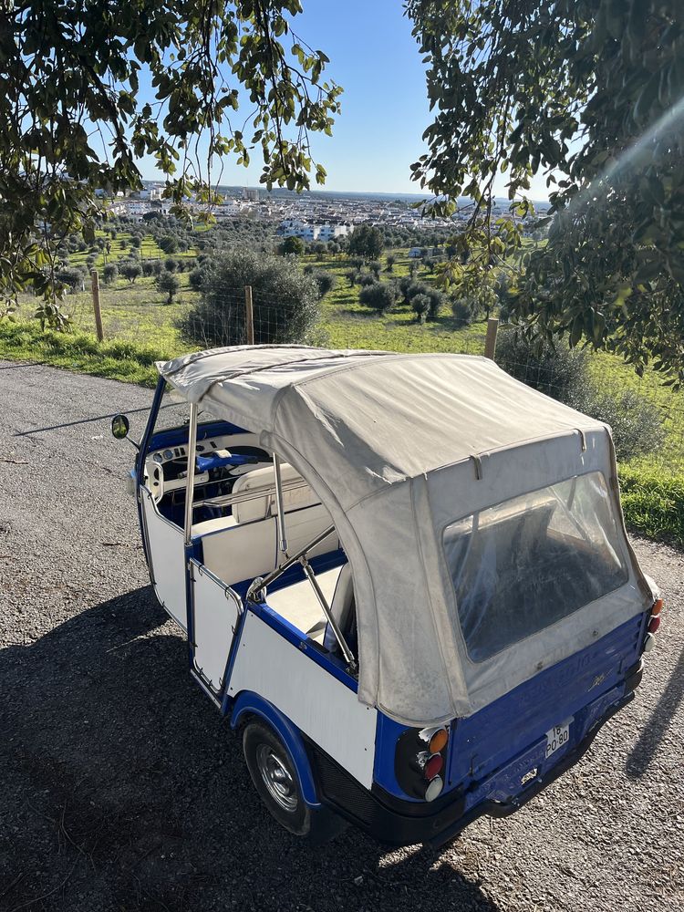 Tuk tuk piaggio Calessino 4 lugares