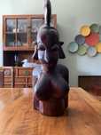 Busto feito á mão oriundo da Guiné Bissau