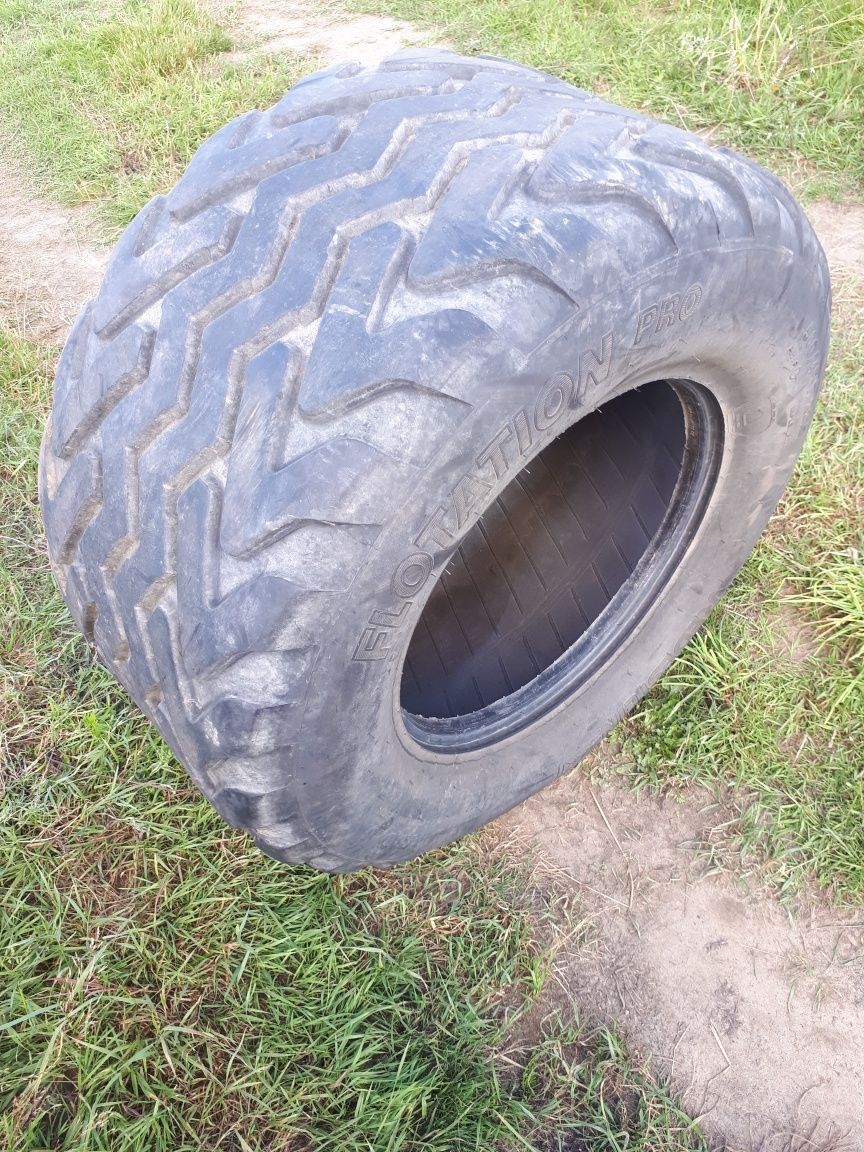 Opona jak Nowa zachodnia VREDESTEIN FLOTATION 560/45 R - 22.5 (550/45)