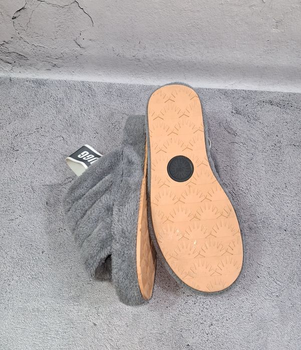 Тапки Ugg Fluff Yeah Slide пушистые босоножки сандали Tazz женские