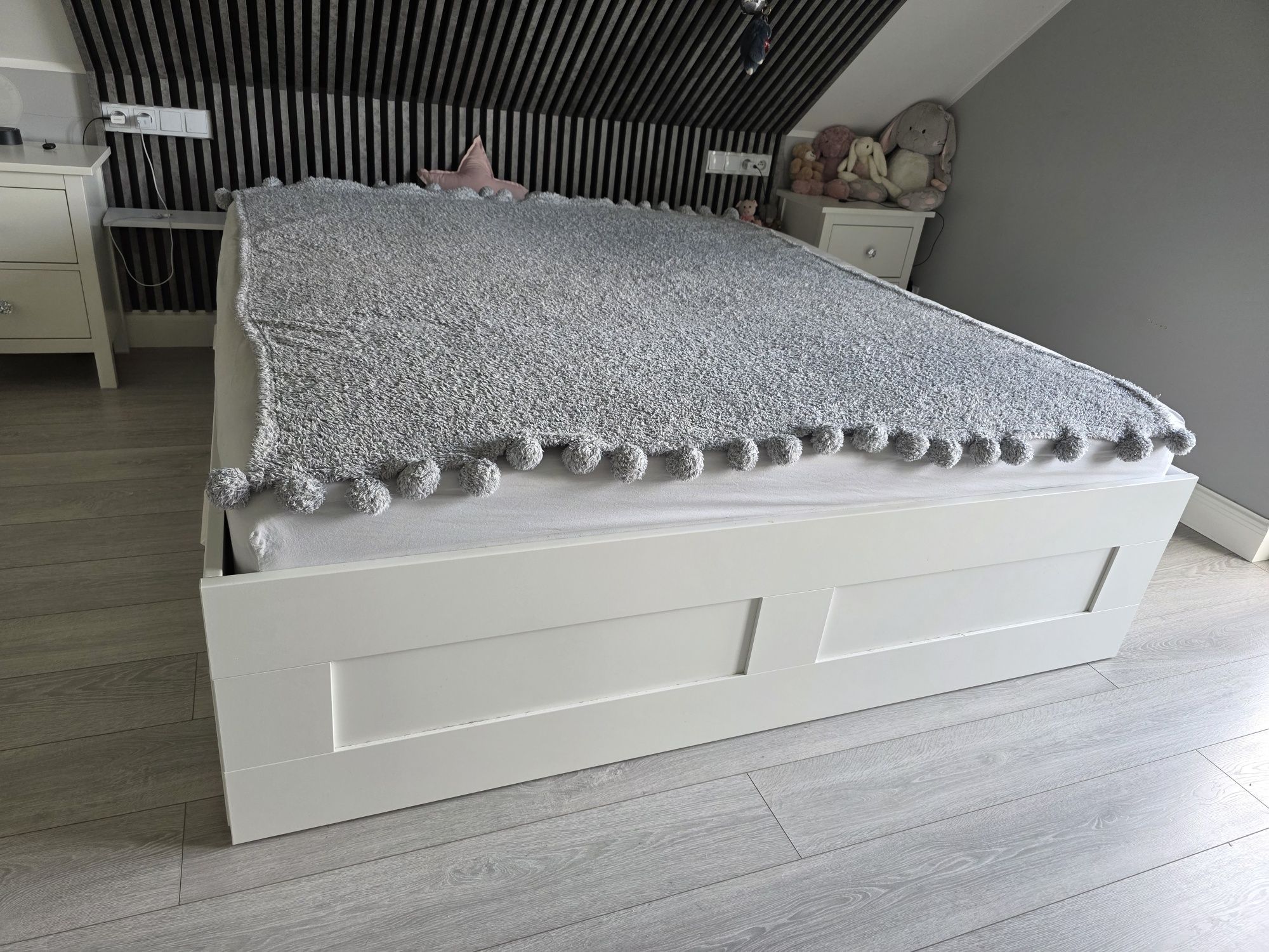 Ikea BRIMNES 180x200
Rama łóżka z szufladami, biały/Leirsund, 180x200