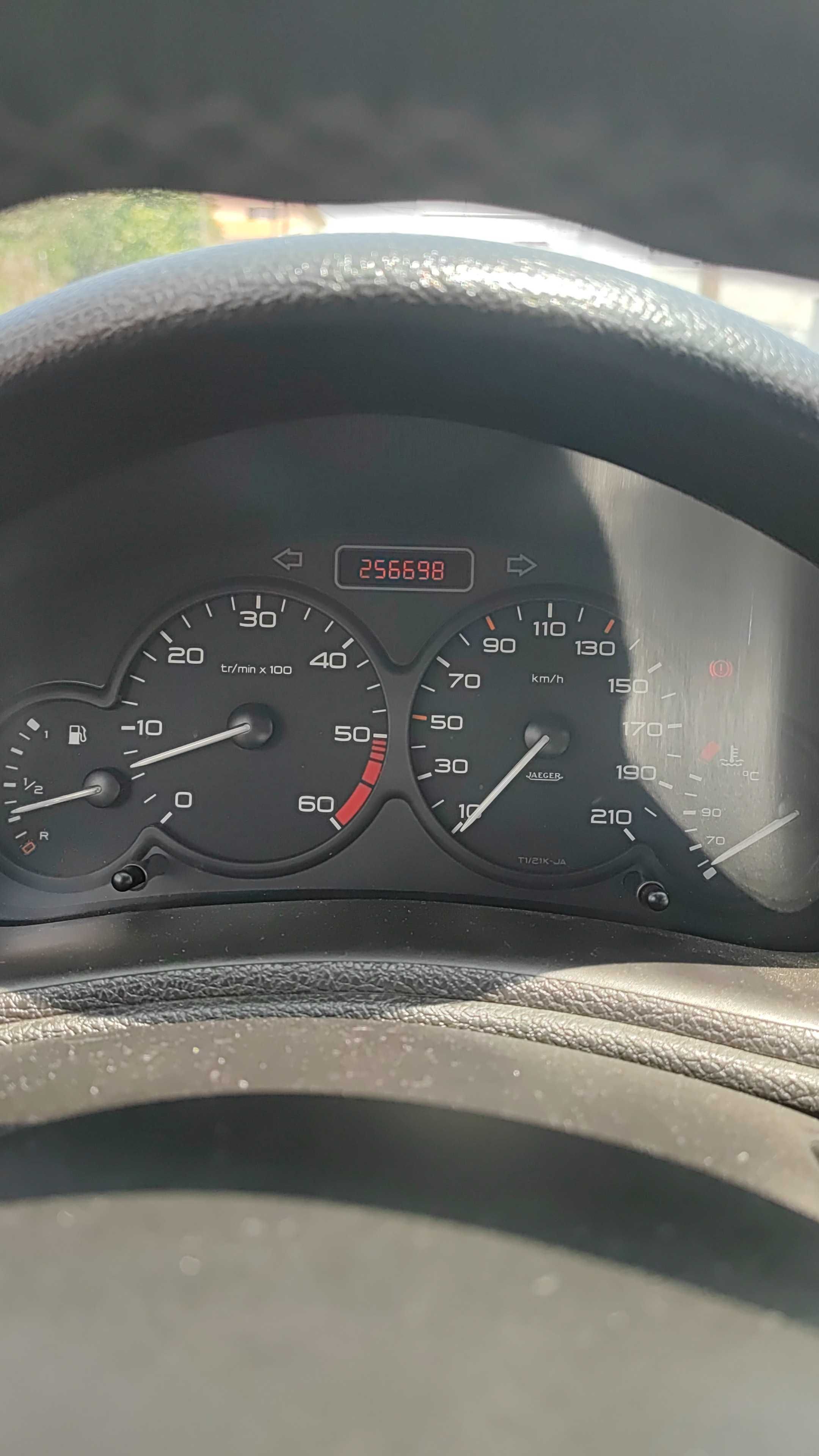 Peugeot 206 diesel HDI 5 portas