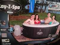 Jacuzzi Lay-z-spa