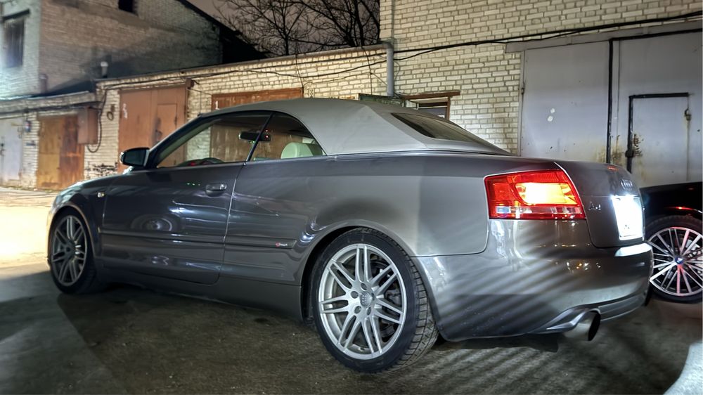 Audi A4 Cabrio 2.0t S-line 2009 року 270 hp. Обмін на мото