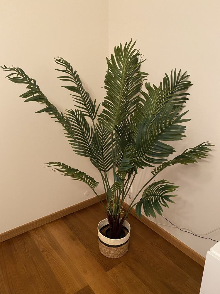 Vendo palmeira artificial 1,60 cm Nova