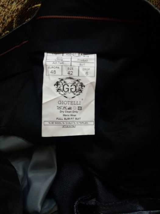 Костюм итальянской фирмы Giotelli