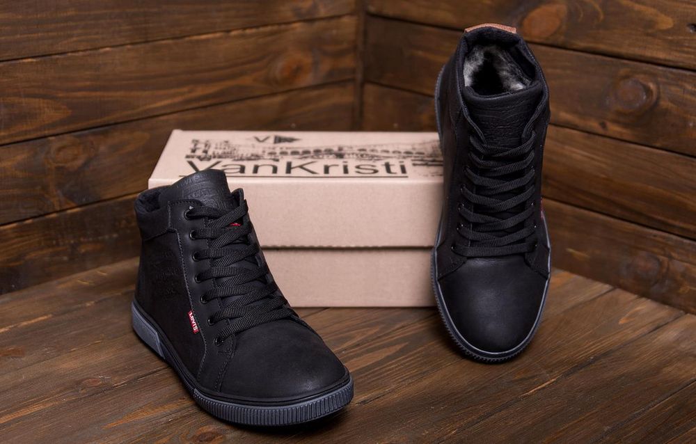 ТОП. Мужские зимние ботинки Levis Classic из натуральной кожи черные