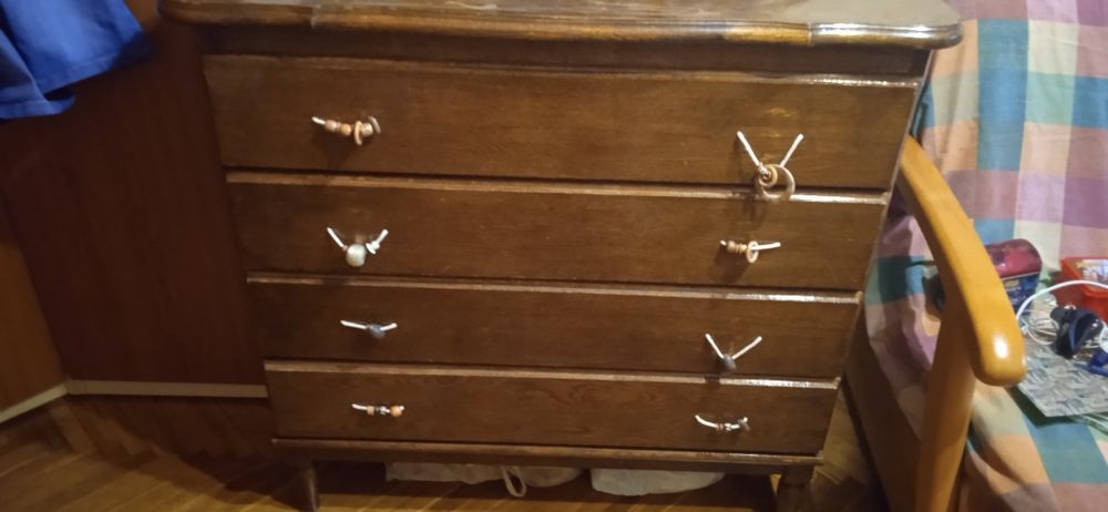 Комод Дуб,с Зеркалом