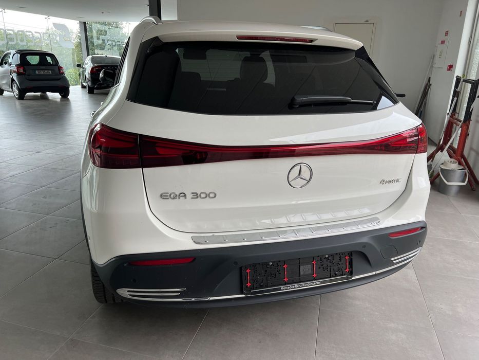 Mercedes-Benz EQA 300 4Matic Progressive