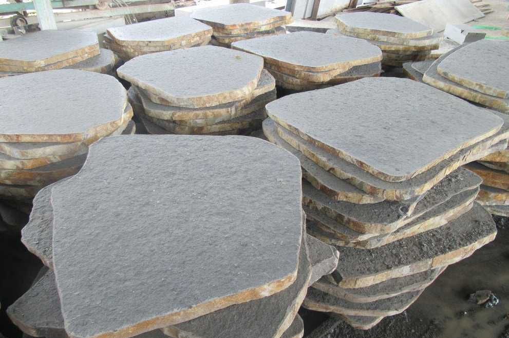 Czarne Koła Bazaltowe Kamień Dekoracyjny na Ścieżkę Parking Łupek