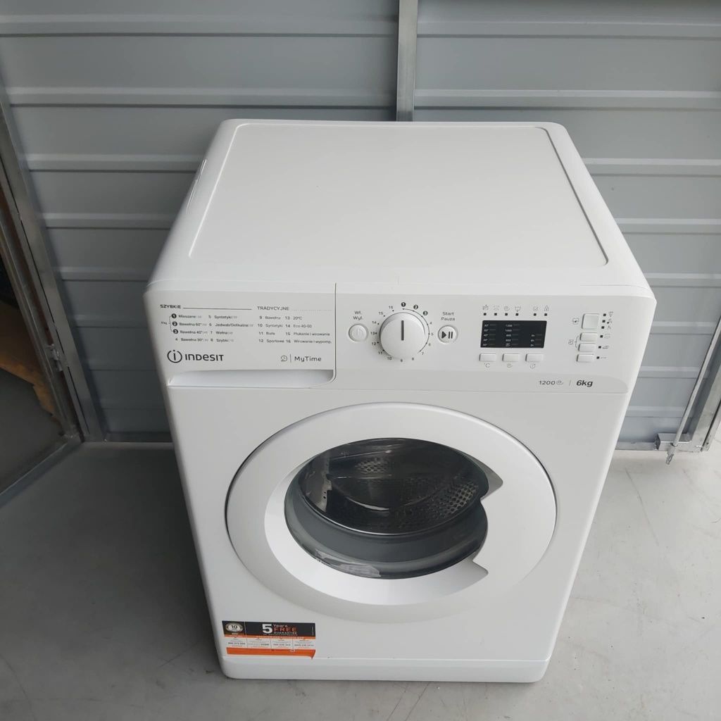 Pralka Indesit 6kg. 1200obr.