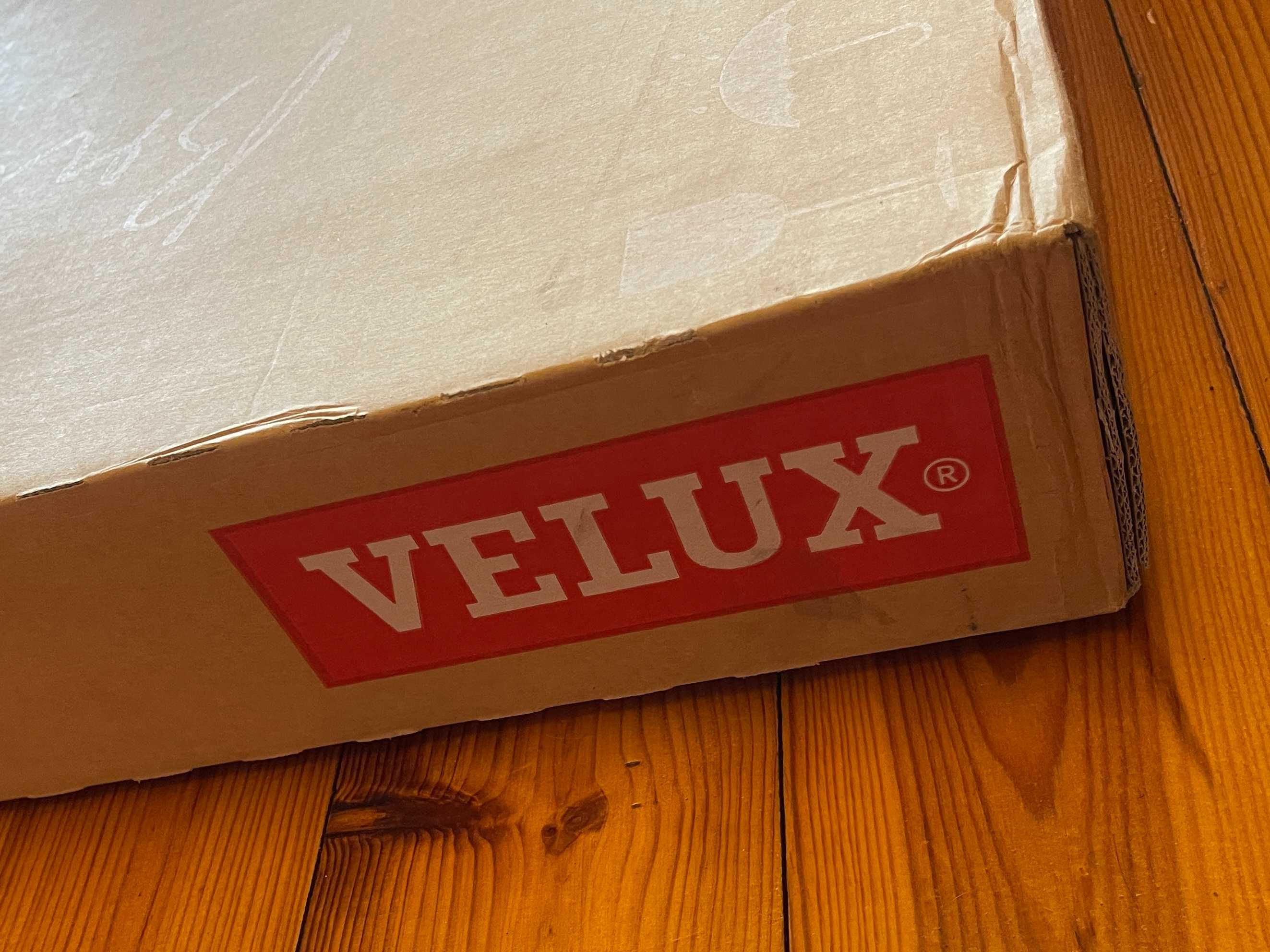 Kołnierz VELUX EKS mk08 0021f (podwójne okna) niskie pokrycie np. gont