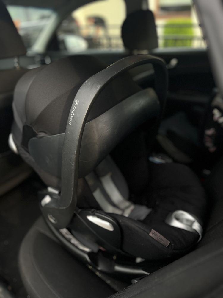 Fotelik Cybex Cloud Q + baza