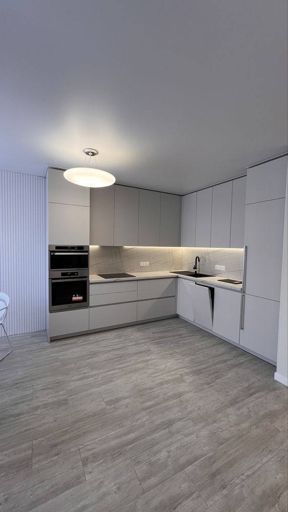 Продаж 2-кімнатної квартири 60 м² в ЖК Чехов Парк, парк Центральний
