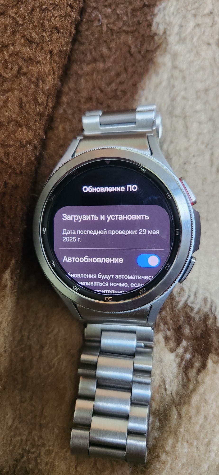 Samsung Galaxy Watch 4 mm Classic  46 mm.