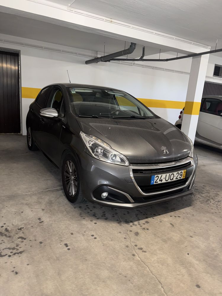 Peugeot 208 BlueHDI Style 1.6cc 100cv *Nacional*