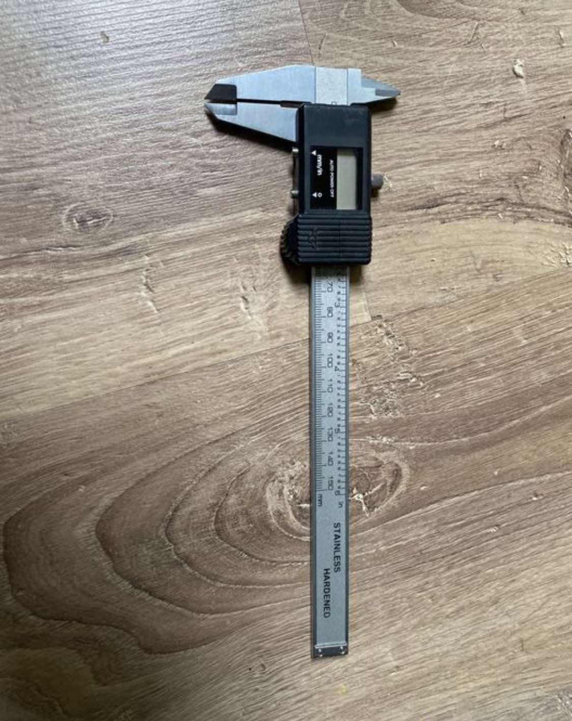 Suwmiarka elektroniczna stainless hardened 150 mm