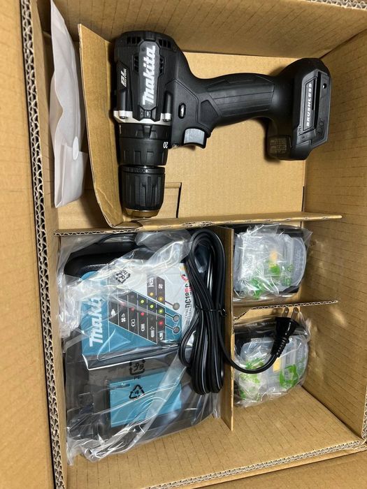 Акумуляторна дриль-шуруповерт Makita DDF484RFJ