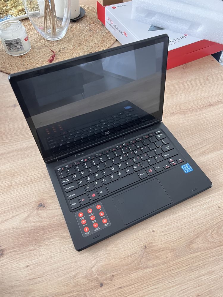 Laptop dotykowy ARC 11.6 HD win 10pro 128gb 4gb ram lekki