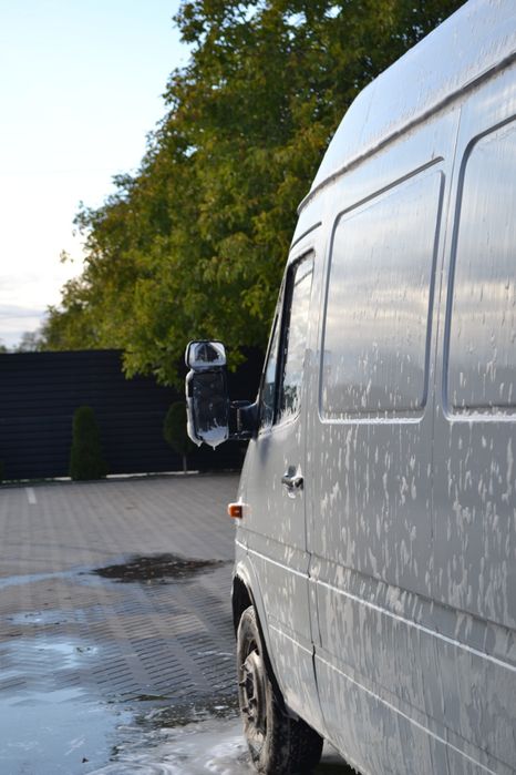 Продам Мерседес Спрінтер з роботою. В місяць 1500+$