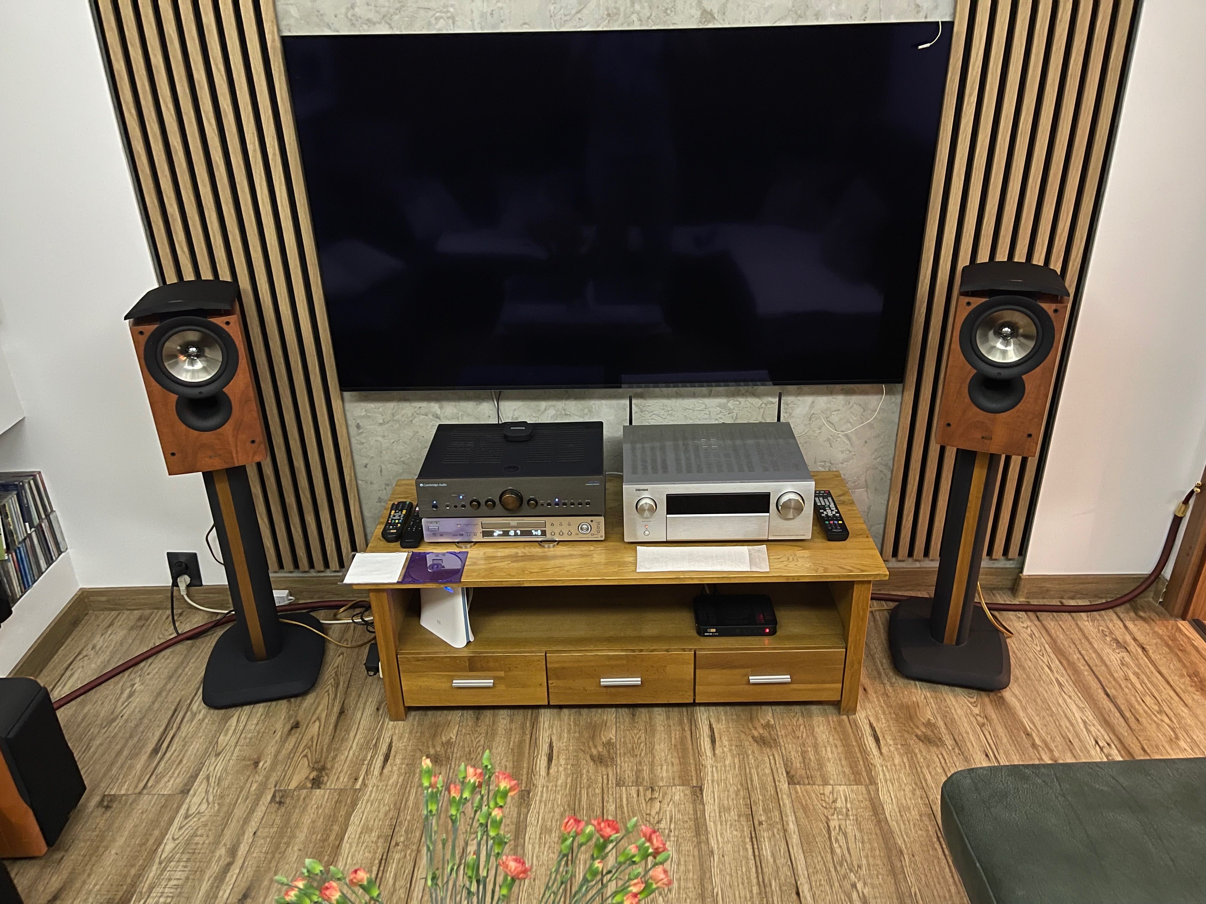 Cambridge audio Azur 550A+Sacd Sony Ns930V