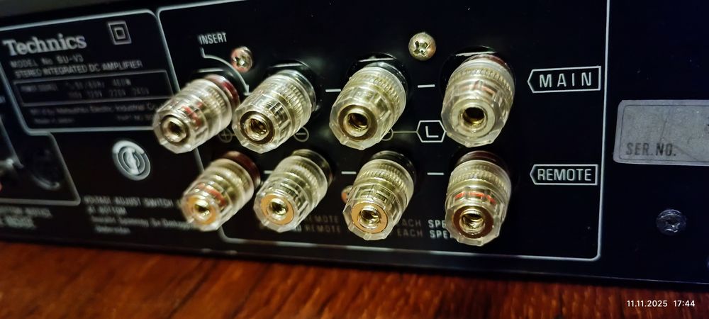 Підсилювач Technics SU-V3