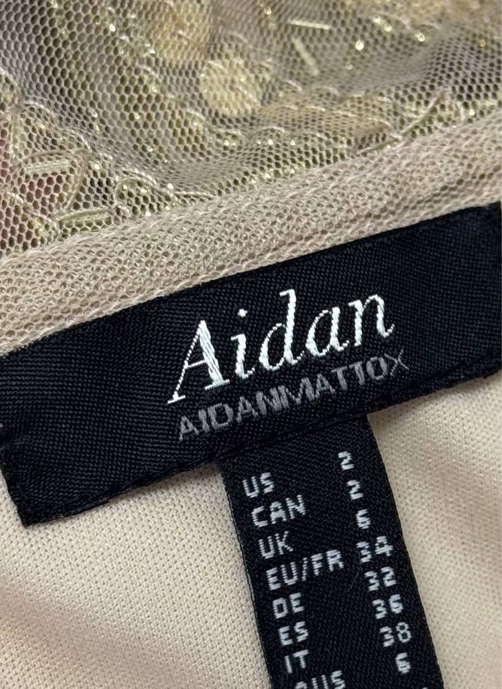 платье Aidan Mattox, выпускное платье на фотосессию с золотой вышивкой