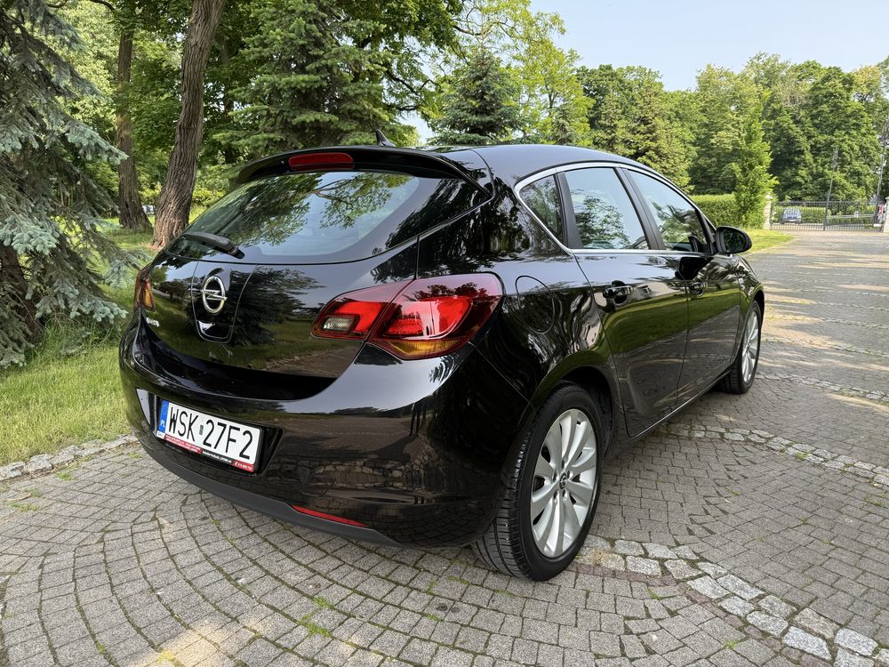 Opel Astra 1.6 benzyna 115km