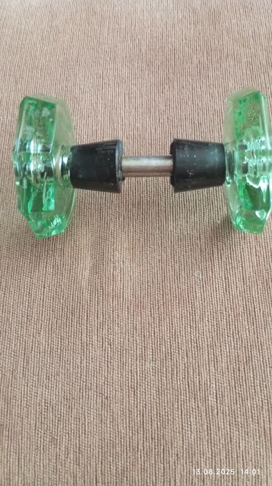 Ручка дверна ,склянна