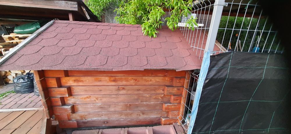 Buda dla psa -solidna