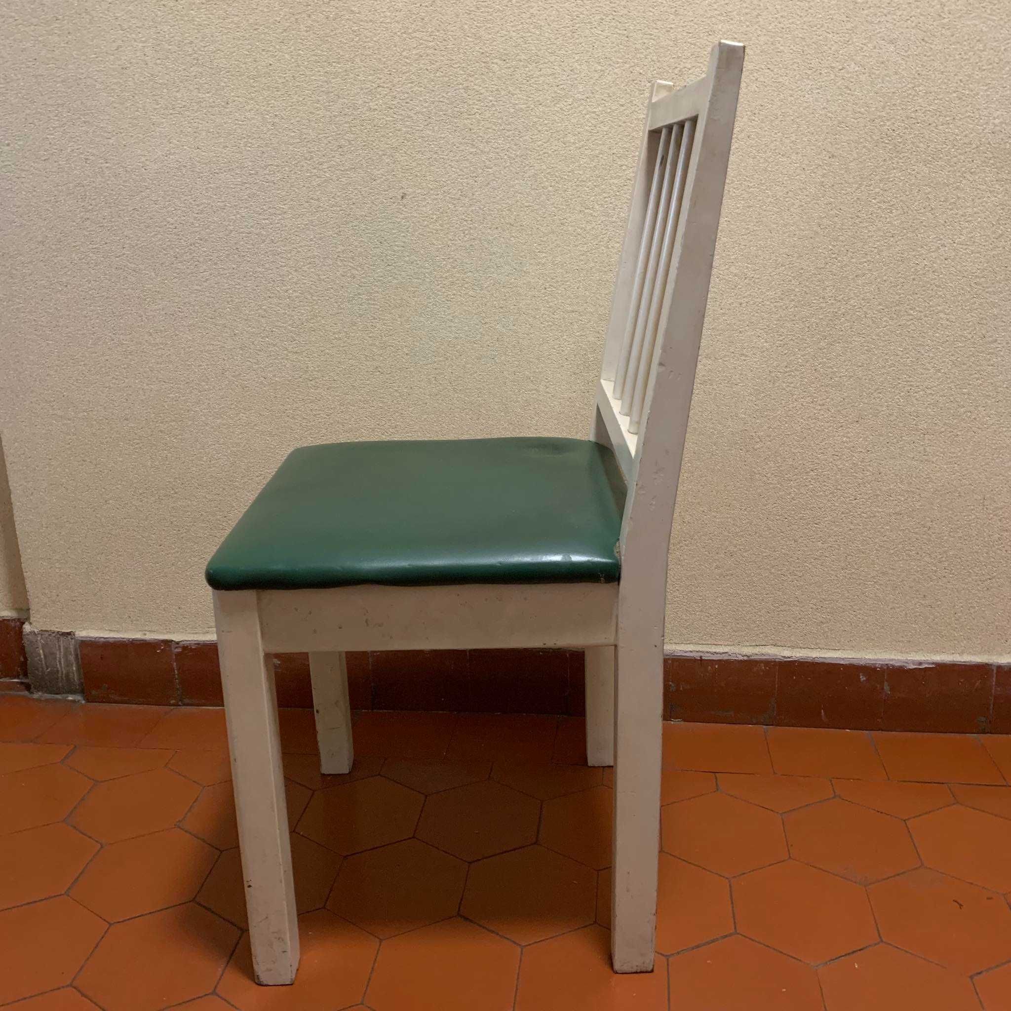 Krzesło krzesła drewniane