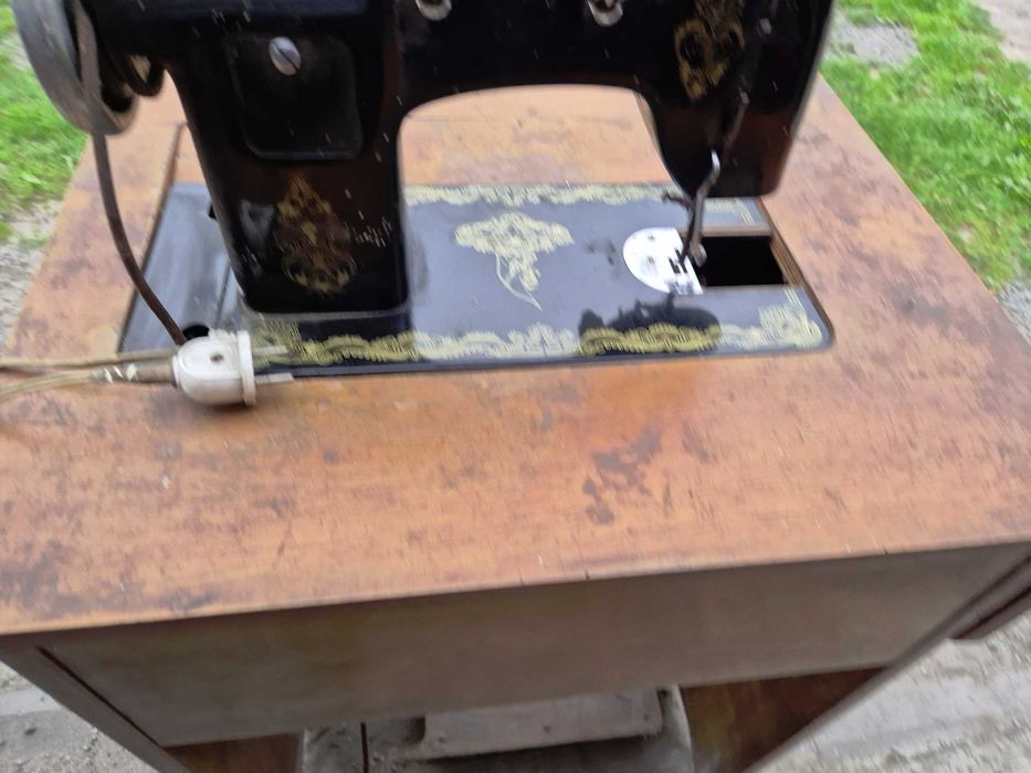 stara maszyna do szycia