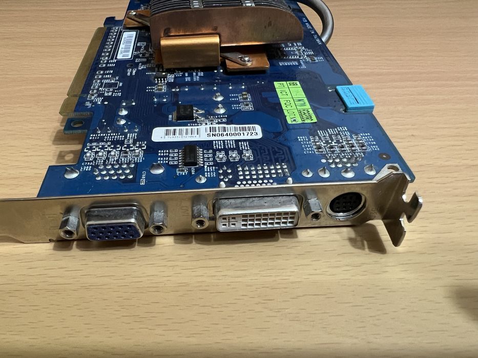 Відеокарта Gigabyte GV-NX76T128D-RH PCI-Ex 128 MB