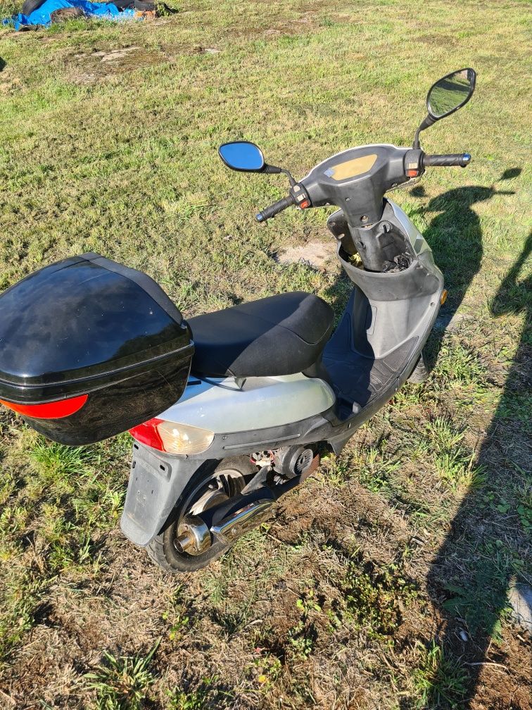 Skuter Rex Rs450 do naprawy