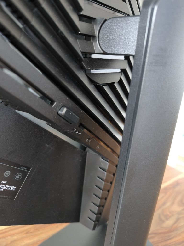 Monitor Dell G2724D