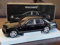 Bentley Arnage R z 2002r od Minichamps 1:18 Promka