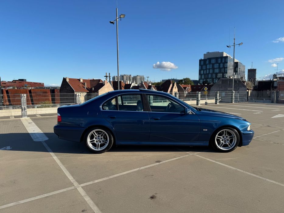Bmw e39 520i topasblau 2002r.