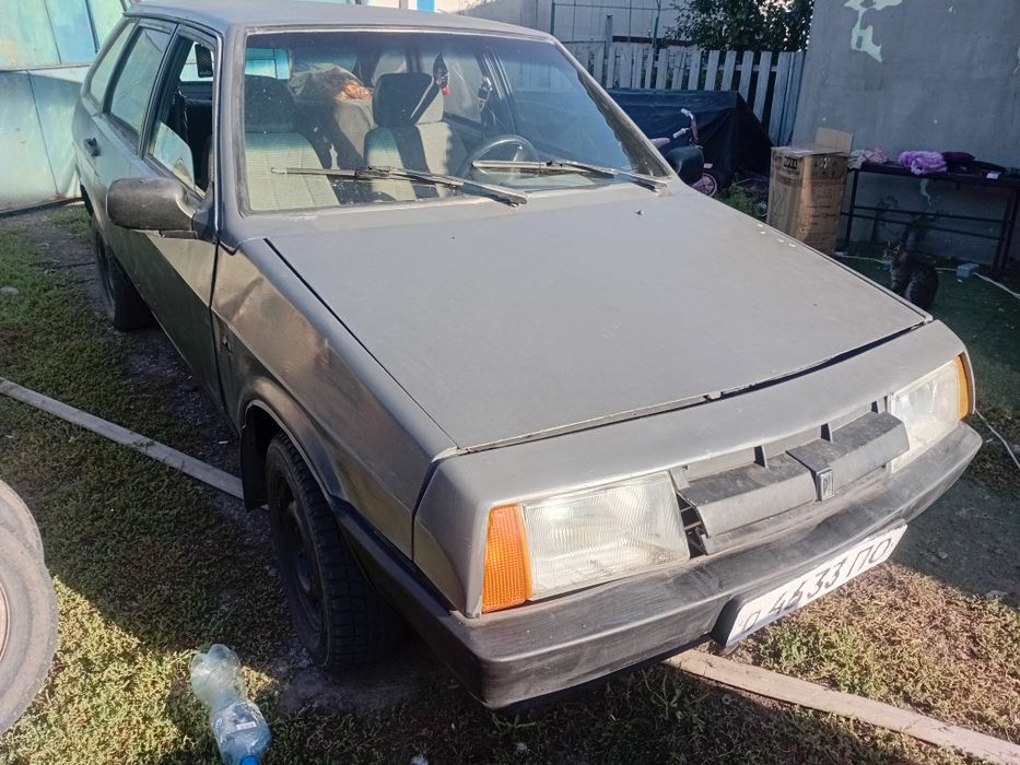 Продам ваз 2109 срочно