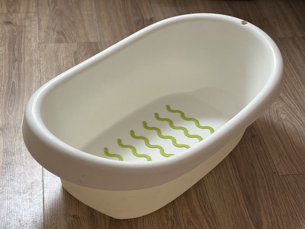 Wanienka IKEA dla niemowlaka