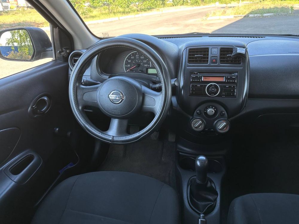 Nissan Versa 2011