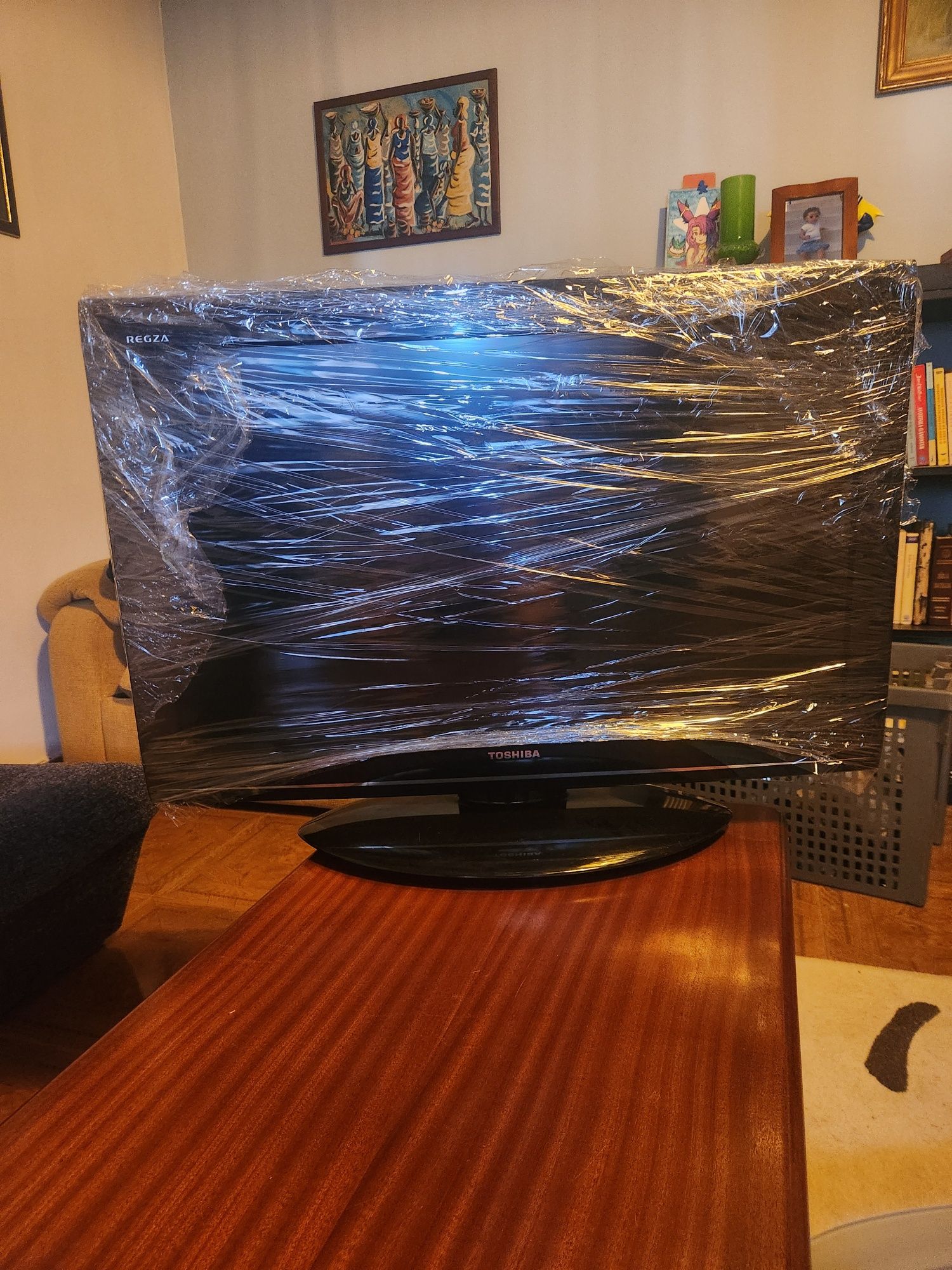 Televisão toshiba como nova