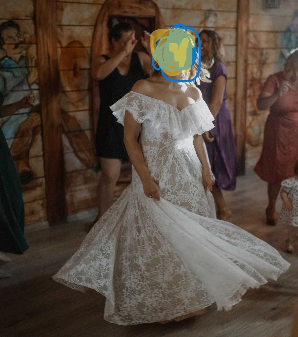 Suknia Boho hiszpanka projektu Marty Trojanowskiej+kolczyki+dekoracje