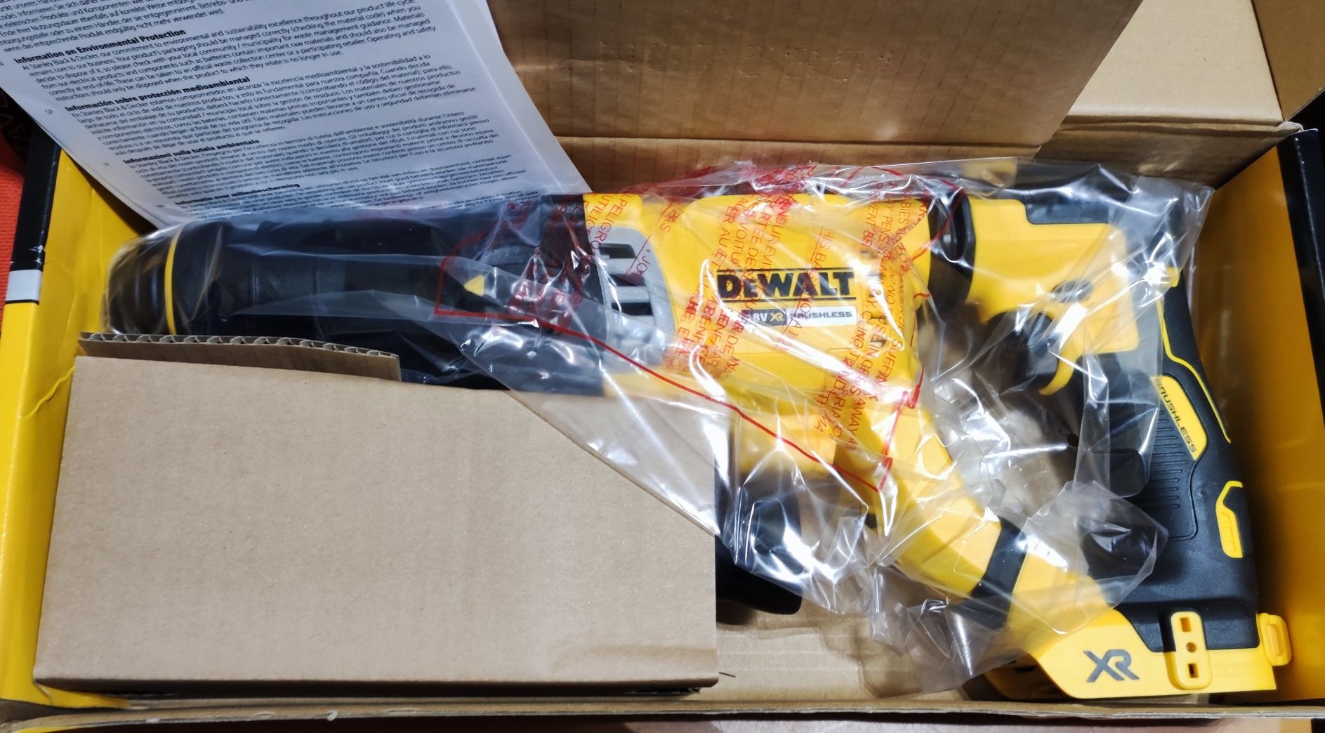 Dewalt dch263 перфоратор 3дж. сила удару оригінал Англія