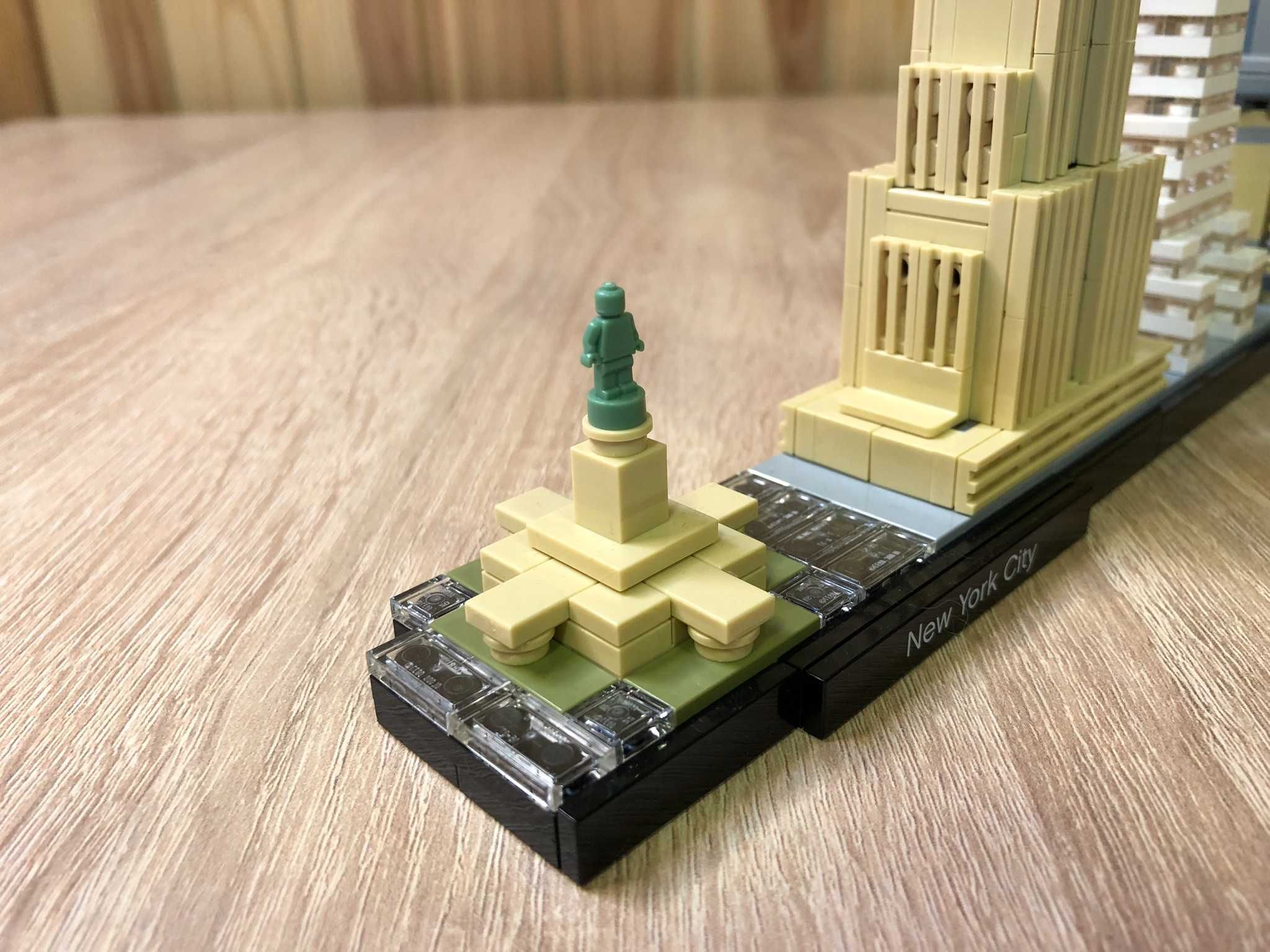 LEGO Architecture Нью-Йорк 21028